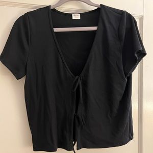 Wilfred Free tie tshirt top Aritzia size L